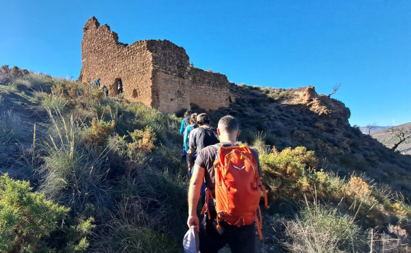 Walk with Granada Rutas - Senderismo en Granada