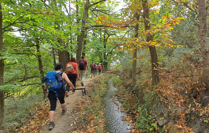 Walk with Granada Rutas - Senderismo en Granada