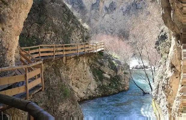 Walk with Granada Rutas - Senderismo en Granada