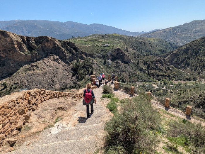 Walk with Granada Rutas - Senderismo en Granada